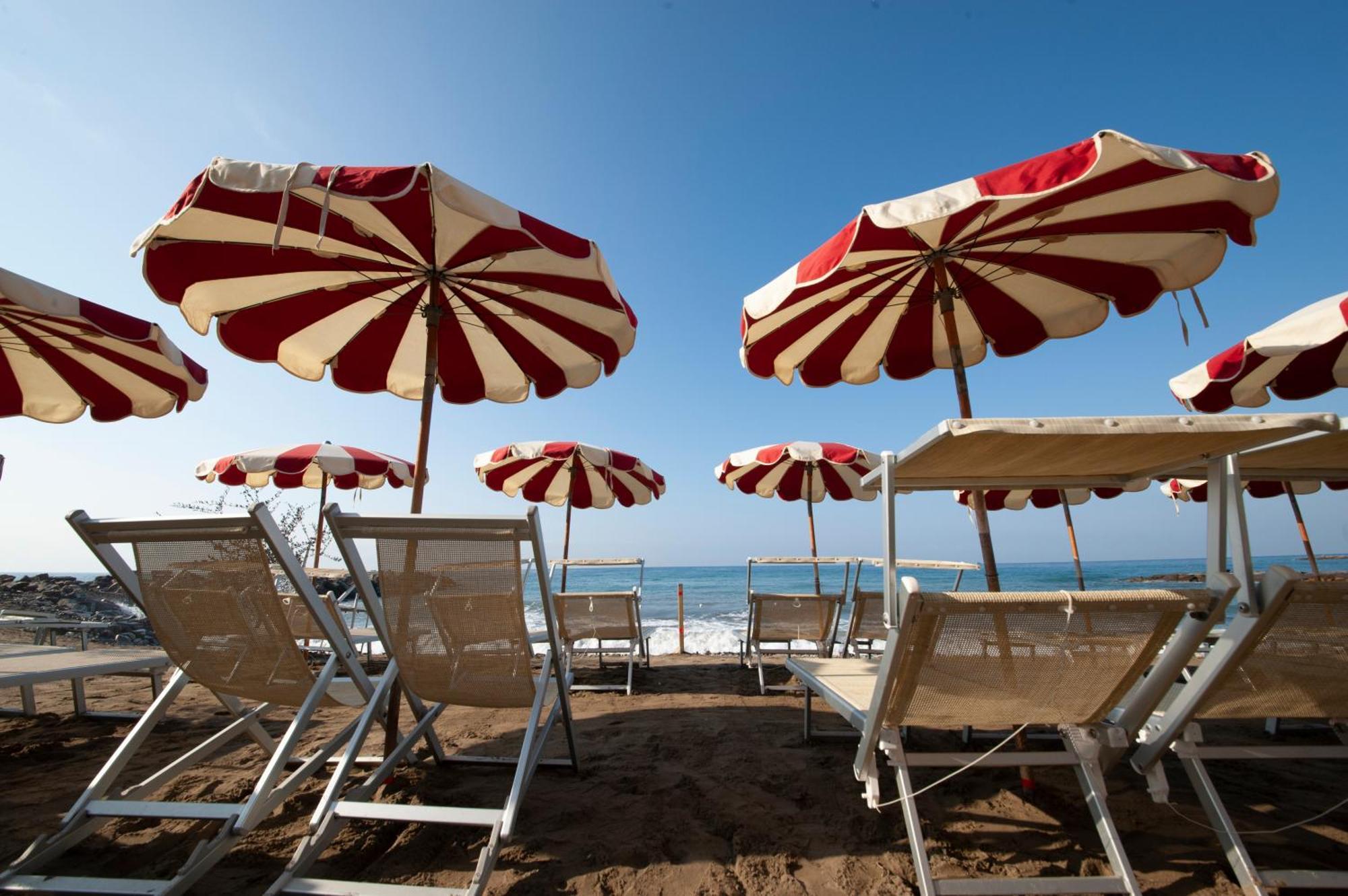 Fornaci 2 Rivieraholiday Пьетра-Лигуре Экстерьер фото